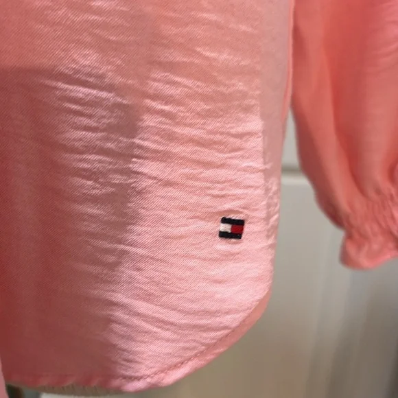 Tommy Hilfiger sz M pink feminine long sleeve flowy top NWT - Picture 3 of 10